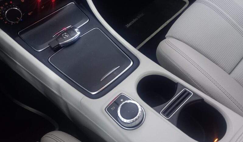 Mercedes-Benz GLA 200 Advance 1.6 Turbo Aut. Flex 2017\2018 cheio