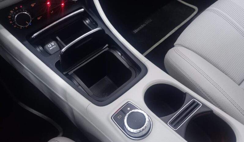 Mercedes-Benz GLA 200 Advance 1.6 Turbo Aut. Flex 2017\2018 cheio