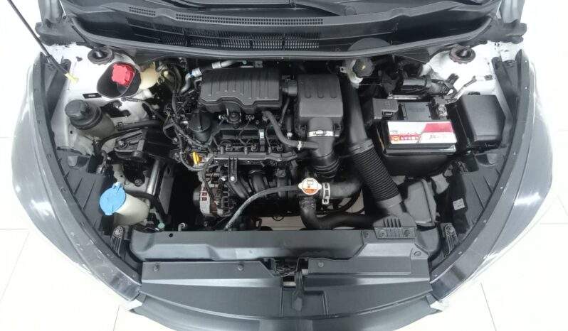 Hyundai HB20 Comfort Plus 1.0 Manual Flex 2016/2017 cheio