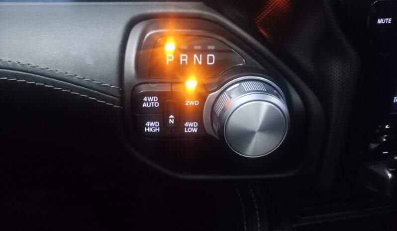 Ram 1500 Limited Hemi 5.7 4×4 Aut. Gasolina 2023/2024 cheio