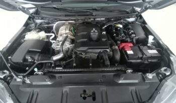 Mitsubishi Triton HPE 2.4 Turbo 4X4 Aut. Diesel 2025/2026 cheio