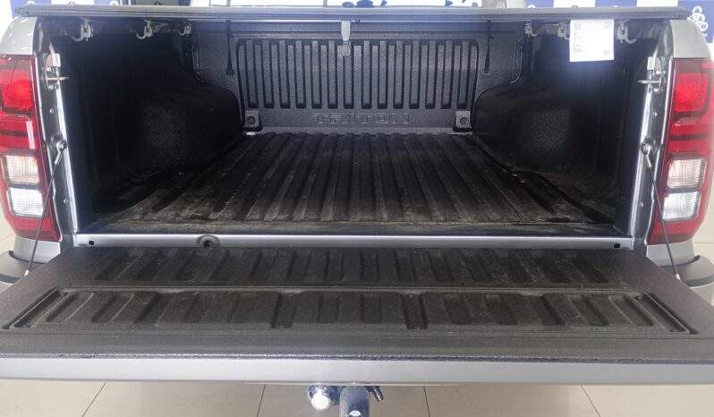 Mitsubishi Triton HPE 2.4 Turbo 4X4 Aut. Diesel 2025/2026 cheio