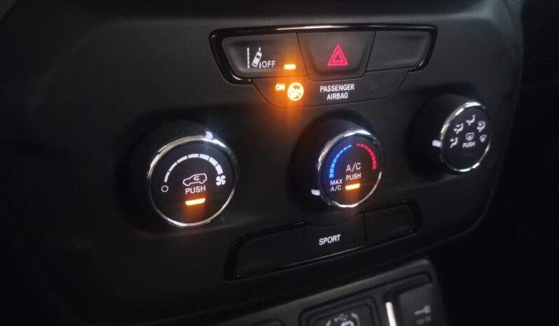 Jeep Renegade Sport 1.3 Turbo Aut. Flex 2022/2023 cheio
