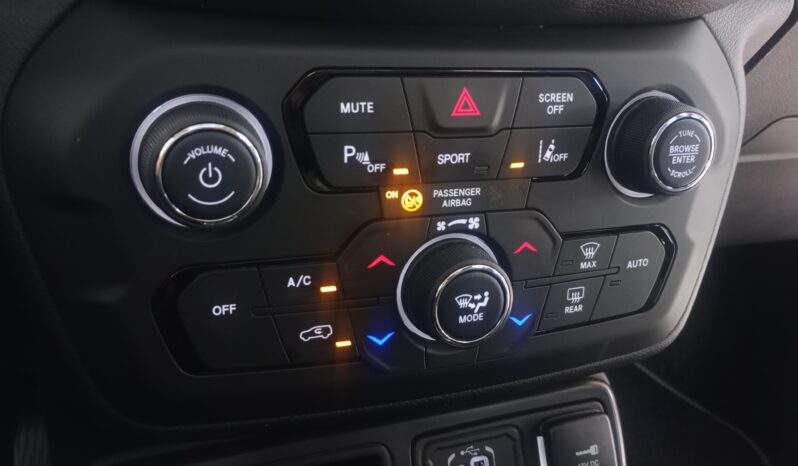 Jeep Renegade Sahara 1.3 Turbo Aut. Flex 2025/2026 cheio