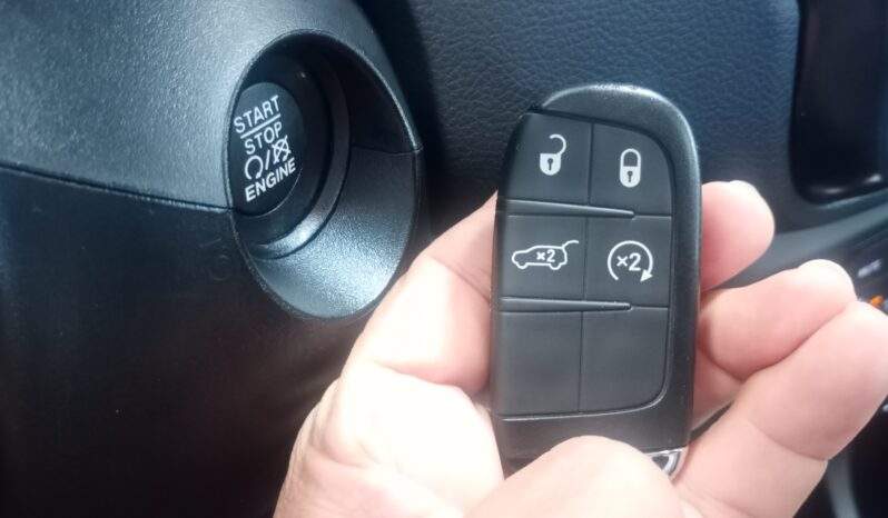 Jeep Renegade Sahara 1.3 Turbo Aut. Flex 2025/2026 cheio
