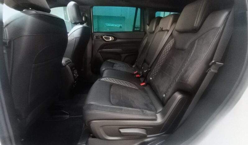 Jeep Commander Black Hurricane 2.0 Turbo 4X4 Aut. Gasolina 2025/2026 (Test Drive Samam Jeep) cheio