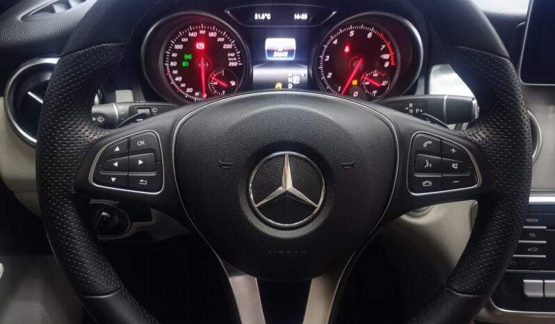 Mercedes-Benz GLA200 Advance 1.6 Turbo Aut. Flex 2019/2020 cheio