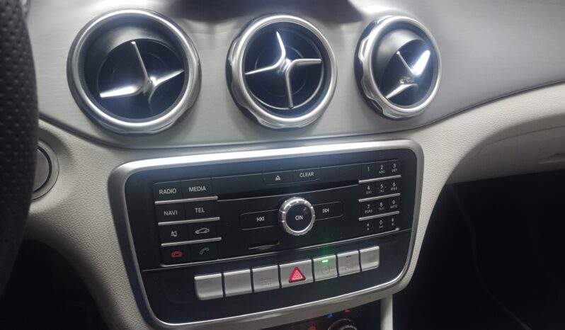 Mercedes-Benz GLA200 Advance 1.6 Turbo Aut. Flex 2019/2020 cheio
