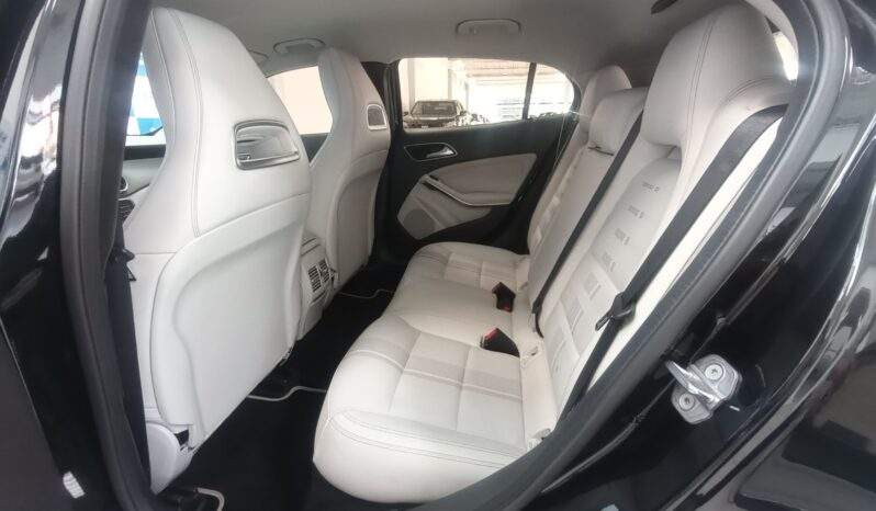 Mercedes-Benz GLA200 Advance 1.6 Turbo Aut. Flex 2019/2020 cheio
