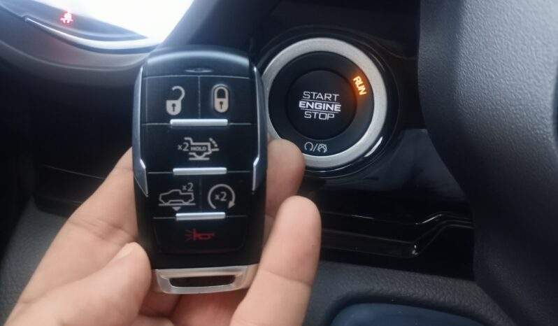 Ram 1500 Laramie 3.0 Bi-Turbo 4X4 Aut. Gasolina 2024/2025 cheio